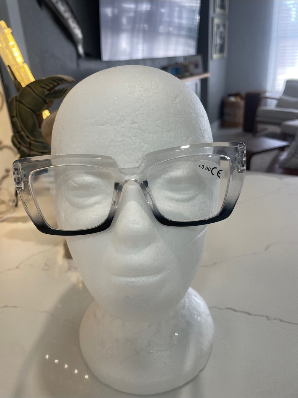 Clear-to-Black Gradient reading Glasses